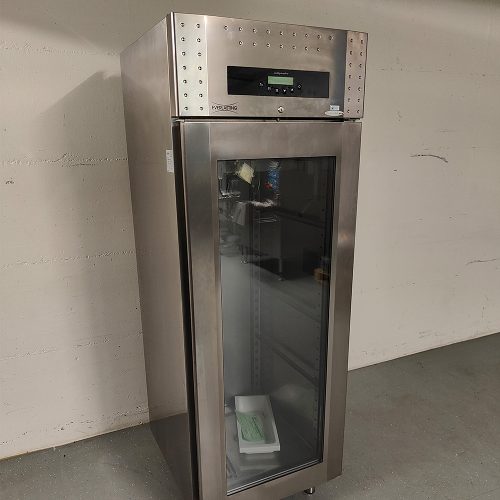 Climatic maturing cabinet STG 700 Dry Age, with glass door