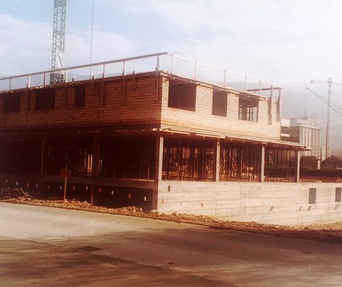 1977 - New building